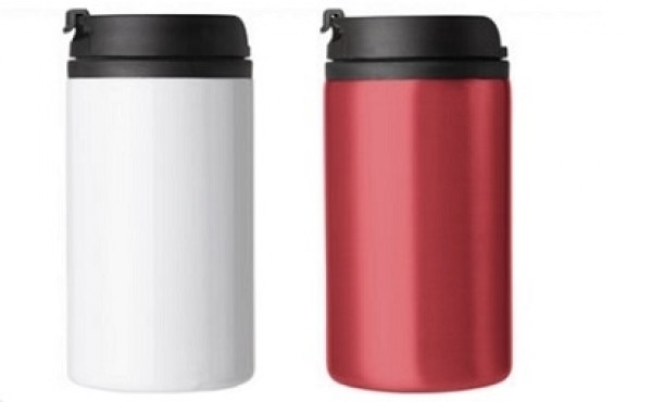 Becher aus Metall auslaufsicher